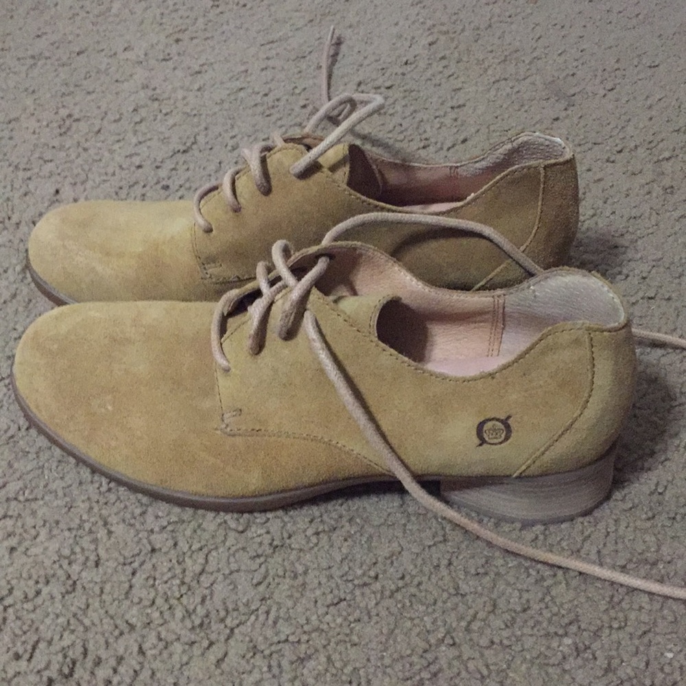 Born retro shoes